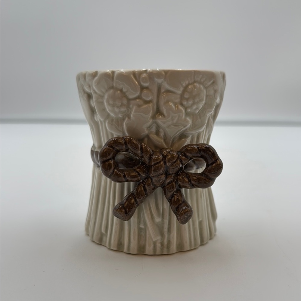 Vintage Fitz and Floyd Elegant Cream Vase with Brown Bow Accent